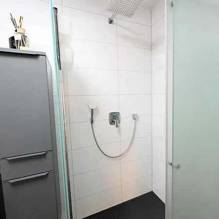 Urban Elegance - Stilvolles Mit Hoechstem Komfort In Bestlage *